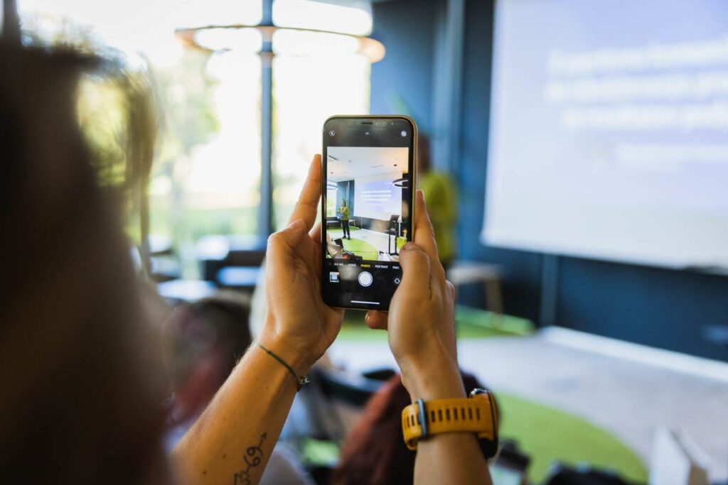 Slikanje dogodka Intrix akademija 2023