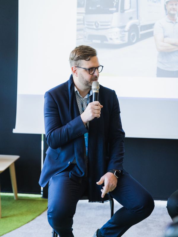 Tine Cas iz podjetja MDM