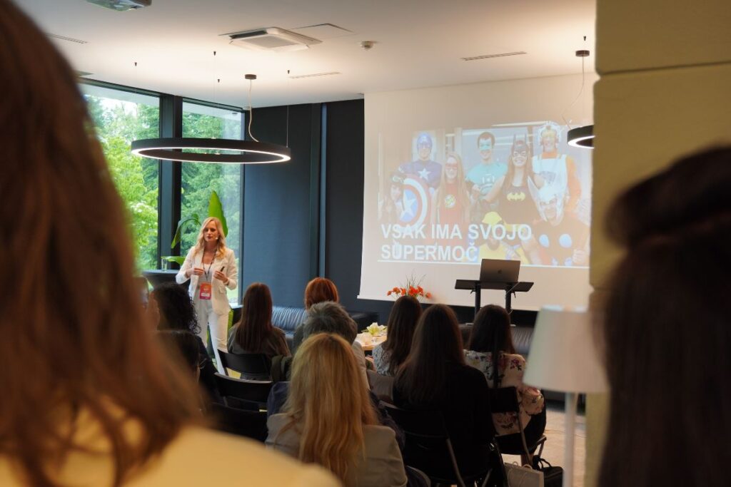 Daniela Bervar Kotolenko, Edutrain.si Daniela Bervar Kotolenko na odru HRupa