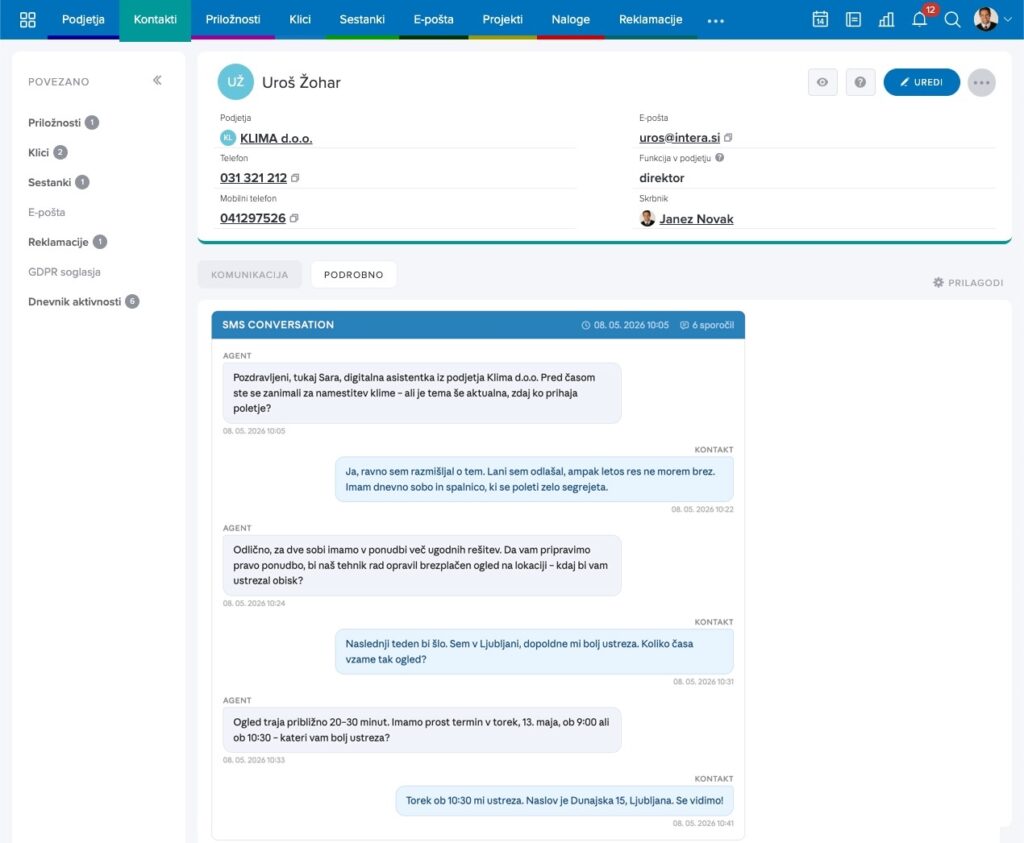 AI agent v Intrixu za obdelavo povpraševanj Prikaz SMS pogovora z AI agentom v Intrix CRM, kjer agent vzpostavi stik s kontaktom, preveri interes in uskladi termin za naslednji korak.